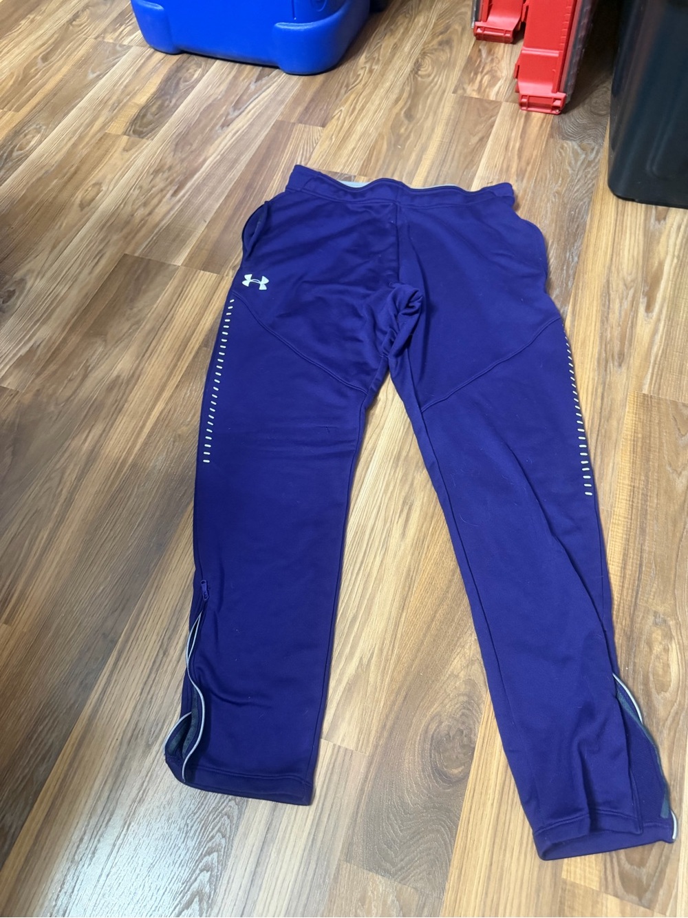 Under Armour purple sweatpants
